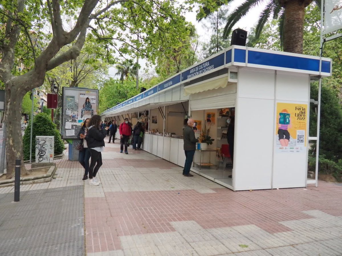 La XXVI Feria del Libro de Cáceres abre sus puertas este martes hasta el 2 de mayo con 24 presentaciones de obras