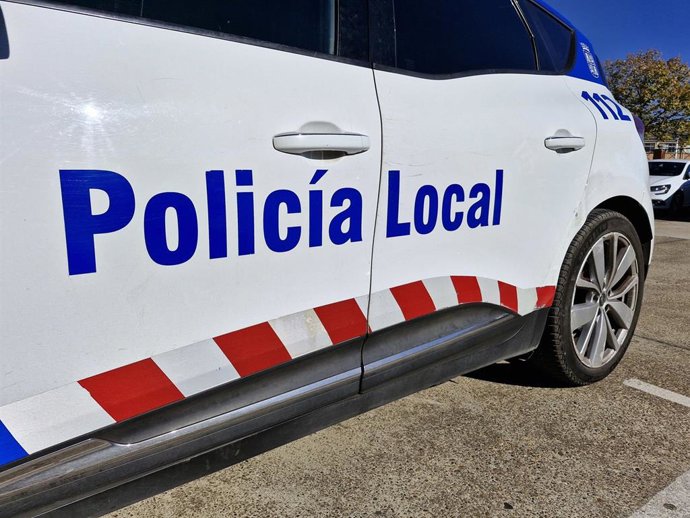 Archivo - Patrulla de la Policía Local.