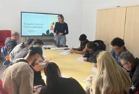 Unas 500 personas reciben asesoramiento sobre el proceso de regularización, que avanza con normalidad en Jerez (Cádiz)