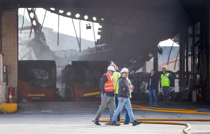 Estado de la nave central de las cocheras de autobuses de Burgos.