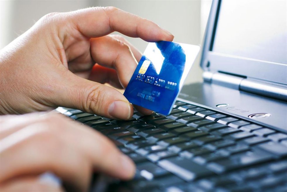 Imagen de archivo de una compra online.