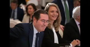 Garamendi ve bien la regularización por la falta de personal pero avisa: "Que no se cuele gente que no debe"