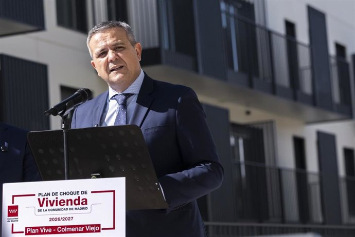 El consejero de Vivienda, Transportes e Infraestructuras, Jorge Rodrigo