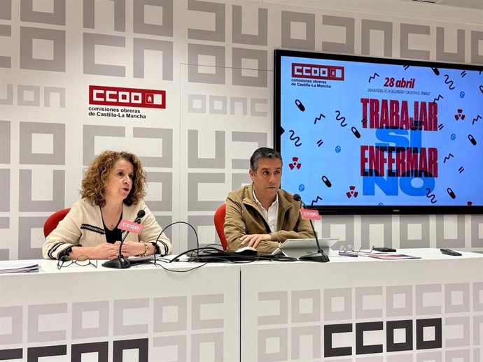 Raquel Payo y Javier Ortega en rueda de prensa en Toledo.