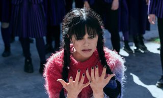 Wednesday in Paris: La temporada 3 de Miércoles sorprende con nueva imagen de Jenna Ortega