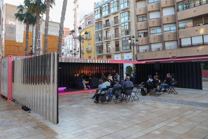 Imagen de archivo del container en la plaza José María Artés