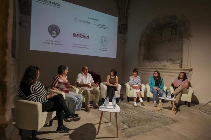 Un momento de la mesa redonda en la jornada organizada por la Diputación de Segovia 'Negocios vivos' con los nuevos emprendedores rurales.