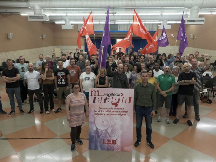El portavoz de LAB en Navarra, Imanol Karrera, en la presentación de movilizaciones para el 1 de mayo.