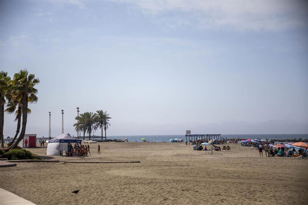 Archivo - Playa de Almería a la altura de El Palmeral. 
