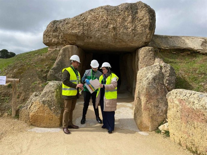 Simulacro en el Conjunto Arqueológico Dólmenes de Antequera (Málaga).