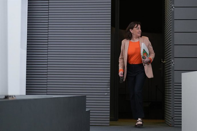 La portavoz del Govern, Silvia Paneque, durante la rueda de prensa tras el Consell Executiu