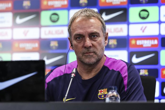 El entrenador del FC Barcelona, Hansi Flick, en rueda de prensa previa al partido de LaLiga EA Sports ante el Celta de Vigo