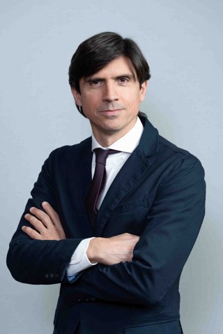 Archivo - El director de Producte Professional de Servihabitat, Luis Sánchez