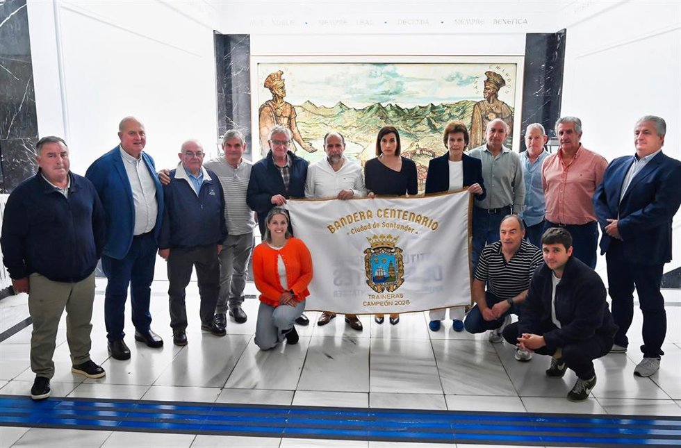 Presentación de la Bandera de Santander que cumple su centenario