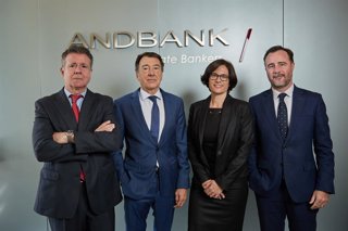 José Ángel Oliver Puértolas, Josep Rocadembosch, Roberto Murgui i Laia Farré