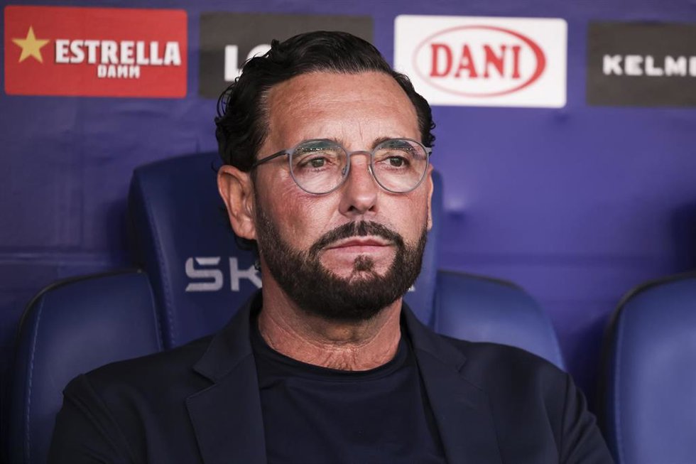 Jose Bordalas, head coach of Getafe CF, looks on during the Spanish league, LaLiga EA Sports, football match played between RCD Espanyol and Getafe CF at RCDE Stadium on March 21, 2026 in Cornella, Spain.