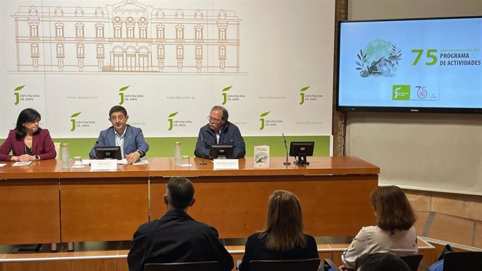 Presentación del programa para conmemorar el 75º aniversario del Instituto de Estudios Giennenses.