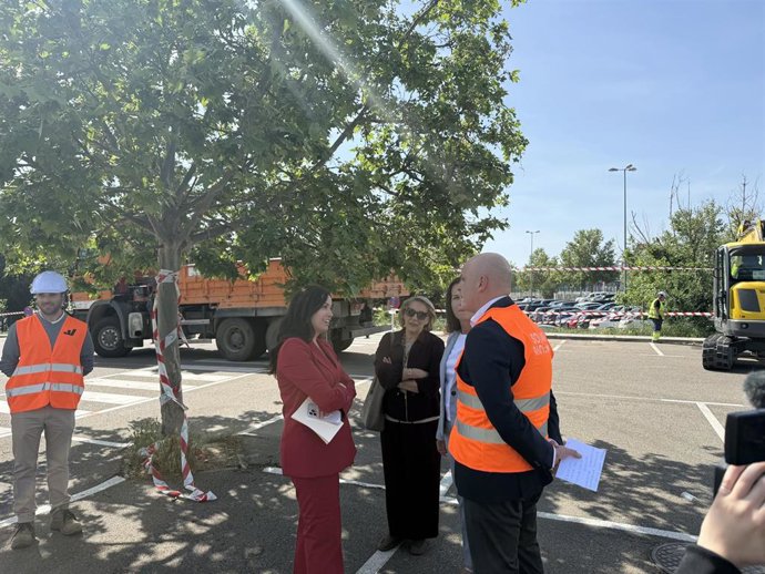 El proyecto, adjudicado a Repsol a través de Solar360 por 25 años, supone una inversión de 5,6 millones de euros y producirá más de 3.600 megavatios por hora anuales, sin coste para el Ayuntamiento.