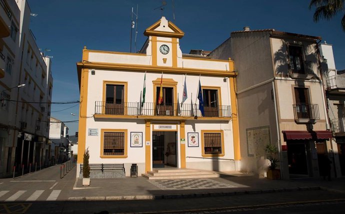 Archivo - Casa Consistorial de La Roda, en foto de recurso.