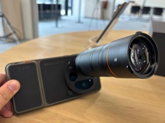 Accesorio con el teleobjetivo de 300 MP