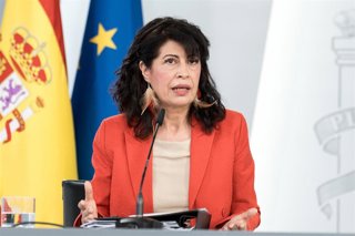 La ministra de Igualdad, Ana Redondo, durante una rueda de prensa tras el Consejo de Ministros, en el Palacio de La Moncloa, a 7 de abril de 2026, en Madrid (España).