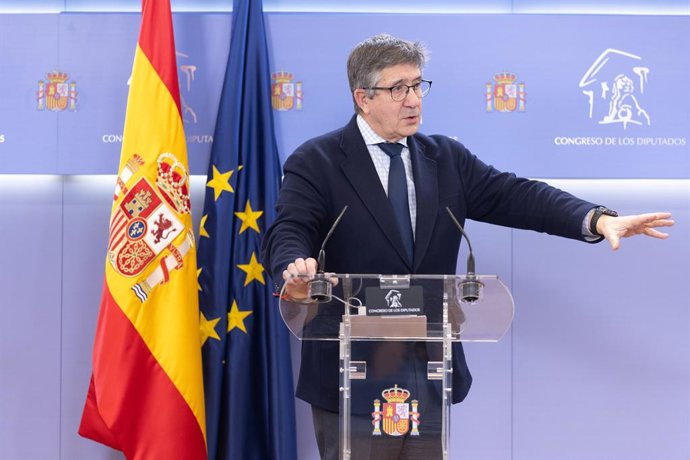 Archivo - El portavoz del PSOE en el Congreso, Patxi López. Archivo.