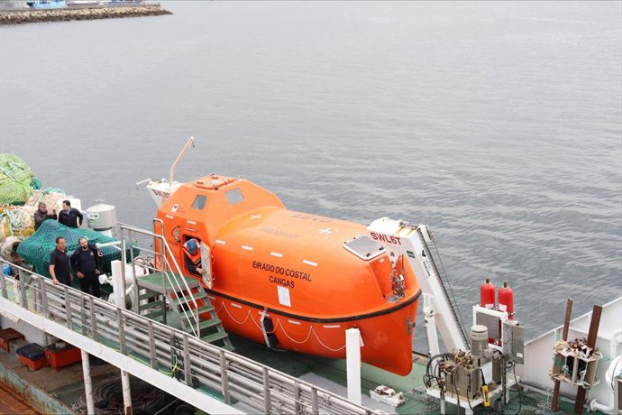 El nuevo bote salvavidas.