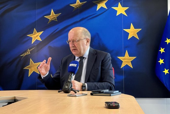 El comisario europeo de Defensa y Espacio, Andrius Kubilius, en una entrevista con European Newsroom (ENR), un grupo de agencias europeas en la que se engloba Europa Press.