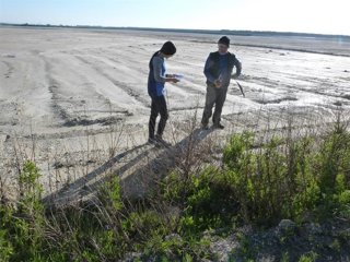 Archivo - Medidores de radioactividad