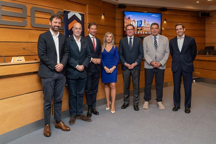 El 71% de los españoles elige moverse por "comodidad" y solo el 7% prioriza el medioambiente, según Telpark.