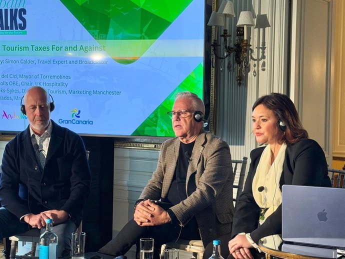 La alcaldesa de Torremolinos en el foro Spain Talks 2026, dentro del panel 'Tourism Taxes For and Against'.