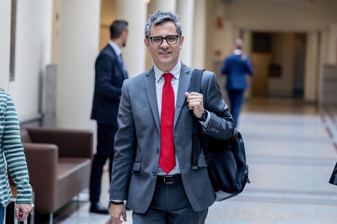 El ministro de la Presidencia, Justicia y Relaciones con las Cortes, Félix Bolaños, a su llegada a la sesión de control al Gobierno, a 21 de abril de 2026, en Madrid (España). 