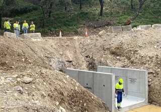 Obras en la carretera A-372 entre Benamahoma y Grazalema, en la Sierra de Cádiz,