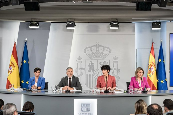 Imatge de la roda de premsa posterior al Consejo de Ministros, a 21 d'abril de 2026, a Madrid (Espanya).