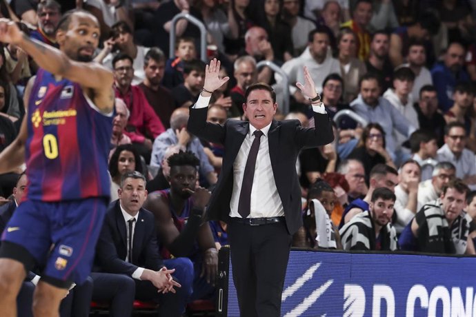 Xavi Pascual, entrenador del Barça, en un partido en el Palau Blaugrana