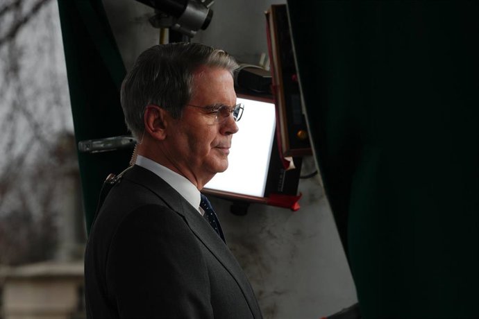 Archivo - El secretario del Tesoro de Estados Unidos, Scott Bessent, durante una entrevista televisiva frente al Ala Oeste de la Casa Blanca en Washington DC, EEUU