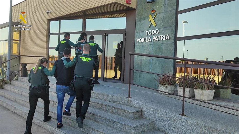 La Guardia Civil incauta más de 100.000 euros en drogas en un control preventivo en el Villar de Arnedo (La Rioja)