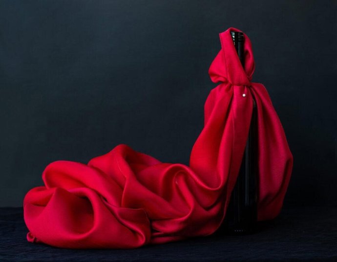 El Centro Fundación Caja Rioja Haro acoge la exposición del Concurso de Fotografía 'El Rioja y los 5 Sentidos