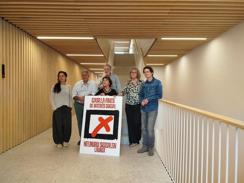 Representantes de entidades sociales, en la presentación de la campaña que emplaza a ciudadanía y empresas a marcar la casilla de fines sociales en la declaración de la Renta