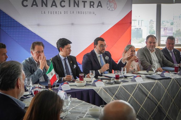 El presidente del Principado, Adrián Barbón, interviene en la Cámara Nacional de la Industria de Transformación (Canacintra) en México.