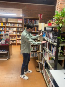 Una de las bibliotecas de la Red Municipal de Huelva.