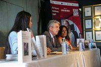 Sabrido señala la labor de la literatura como altavoz contra la violencia de género