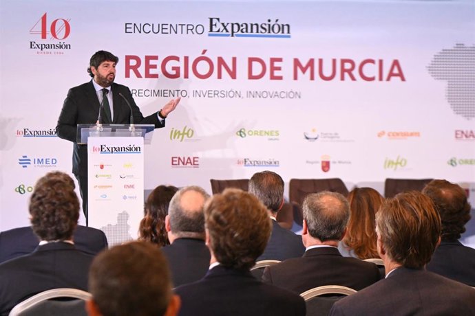 El presidente de la Comunidad, Fernando López Miras, inauguró este miercoles el ‘Foro Región de Murcia: crecimiento, inversión, innovación’, organizado por el diario Expansión