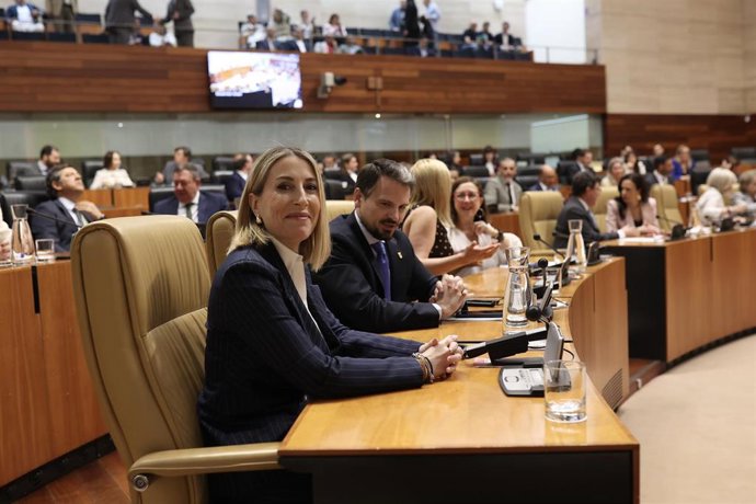 La candidata a la Presidencia de la Junta, María Guardiola, en el debate de investidura a fecha 22 de abril de 2026