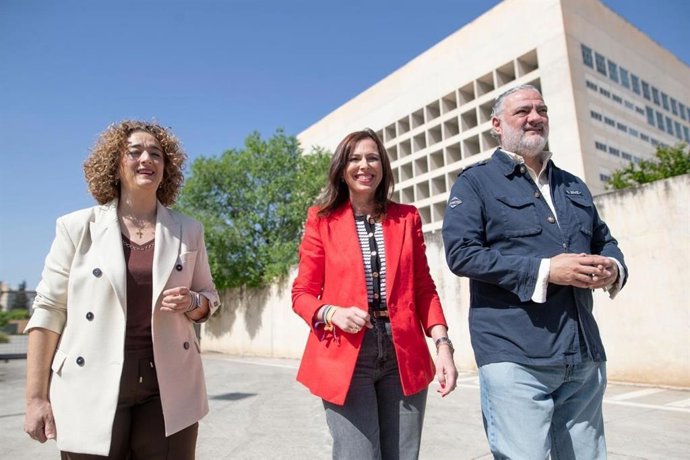 La candidata número uno del PP por Granada a las elecciones autonómicas del 17M, Rocío Díaz, ha puesto en valor el compromiso del gobierno de Juanma Moreno con la capital judicial de Andalucía en Granada.