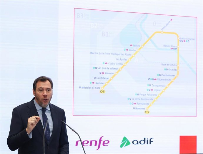 Archivo - Archivo.- El ministro de Transportes y Movilidad Sostenible, Óscar Puente