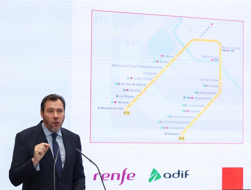 Archivo - Archivo.- El ministro de Transportes y Movilidad Sostenible, Óscar Puente