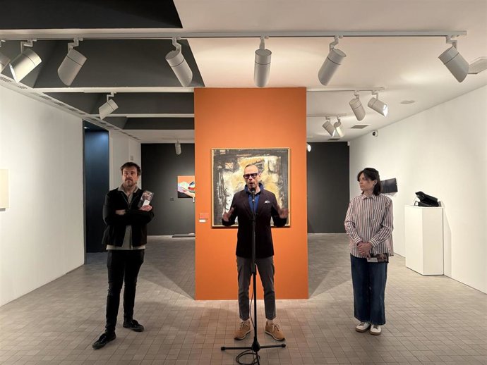 La exposición 'Habitar la materia' presentada en el IAACC Pablo Serrano explora la materialidad del arte como lenguaje artístico