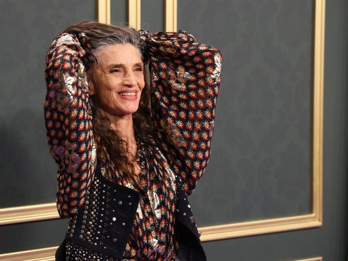 Ángela Molina durante el estreno de la nueva serie original de SkyShowtime 'El Homenaje' que se celebra el en Círculo de Bellas Artes, a 21 de abril de 2026, en Madrid (España).