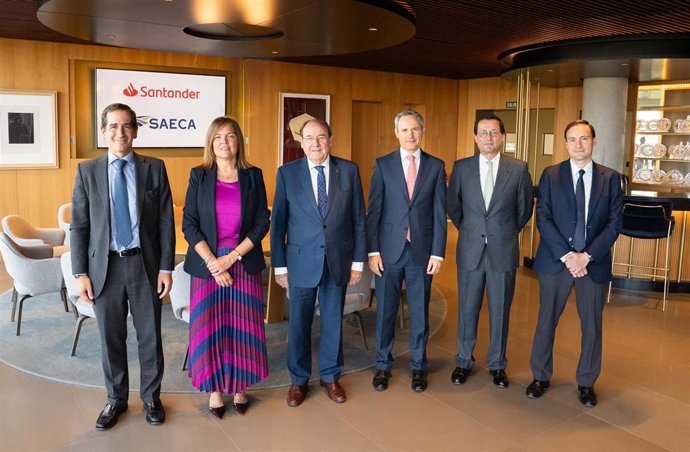 Archivo - Acuerdo entre Santander y Saeca